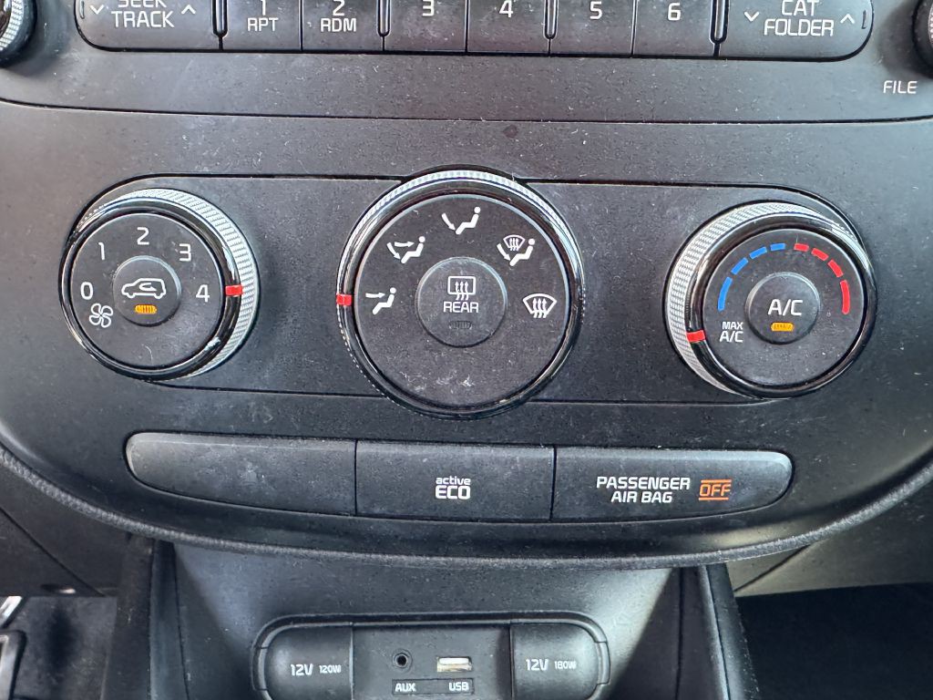 2015 Kia Soul Image 18