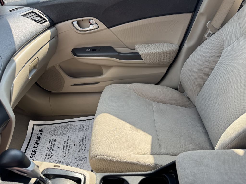 2012 Honda Civic Image 11