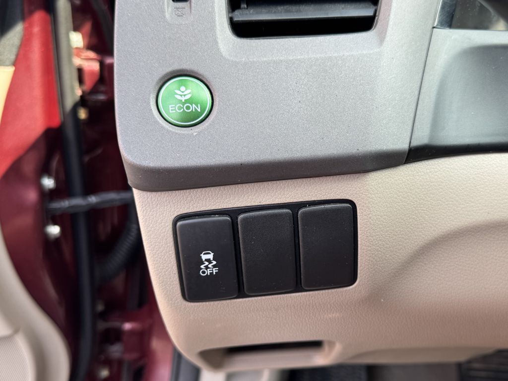 2012 Honda Civic Image 15