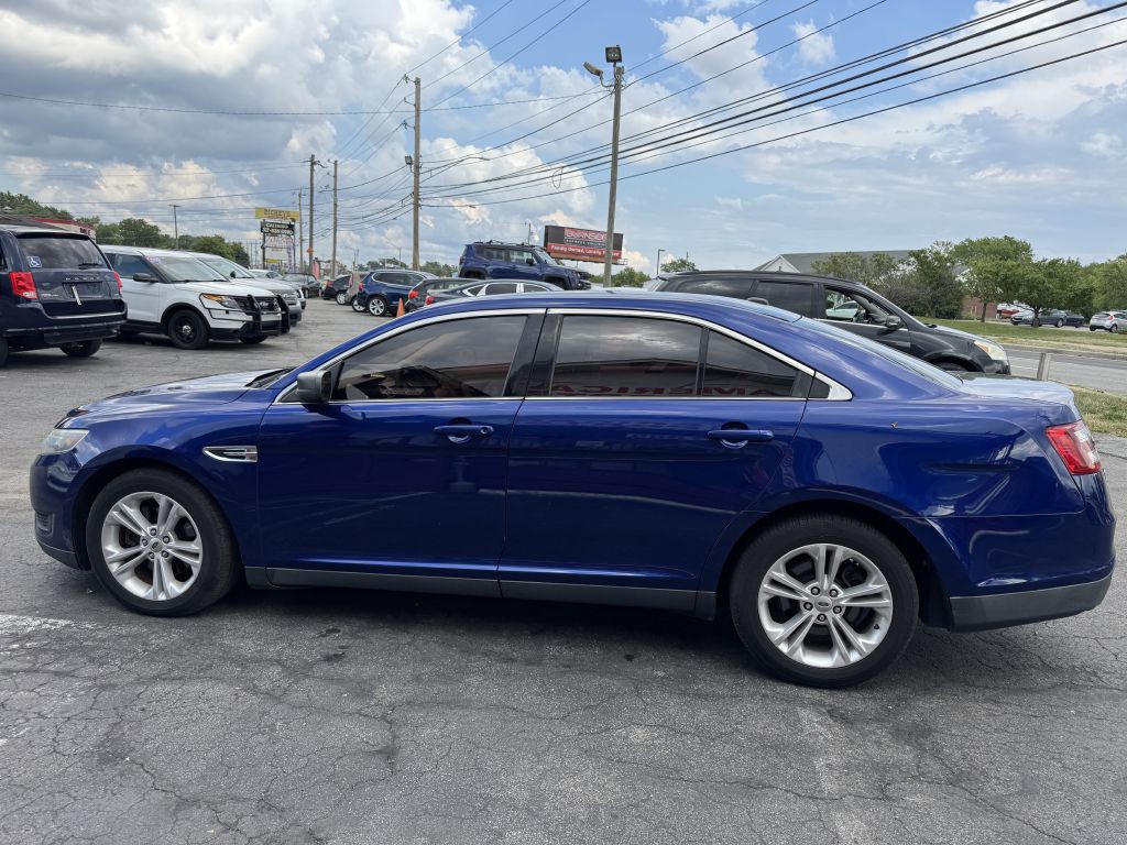 2015 Ford Taurus Image 3