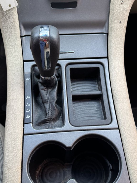 2015 Ford Taurus Image 19
