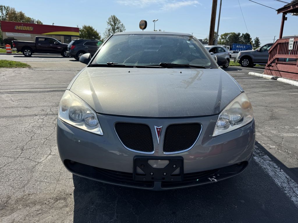 2007 Pontiac G6 Image 2