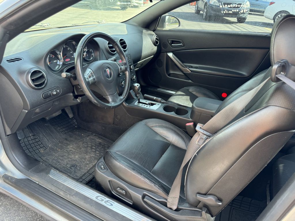 2007 Pontiac G6 Image 6