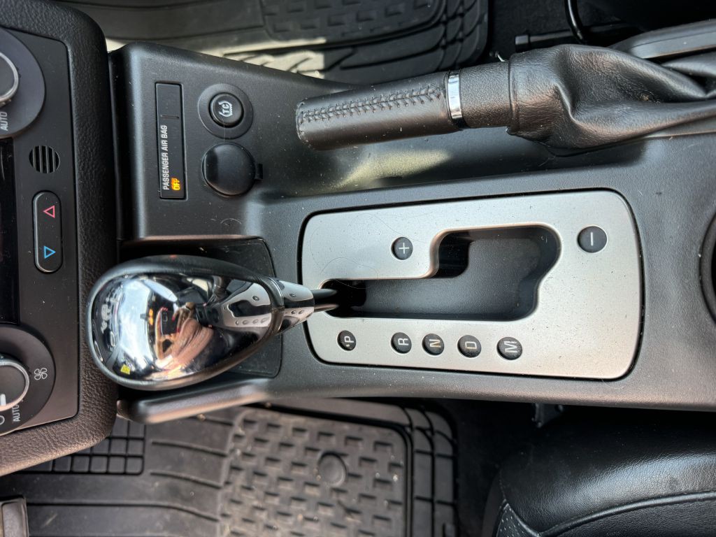 2007 Pontiac G6 Image 14