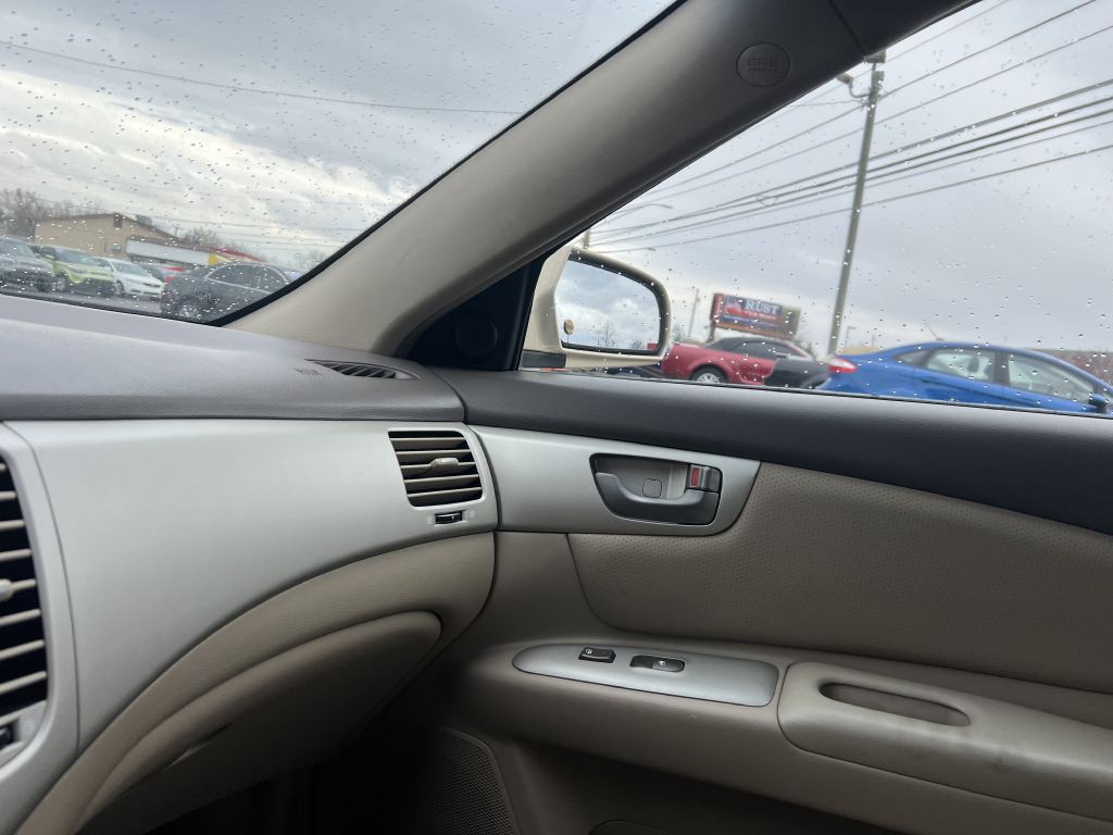 2008 Kia Optima Image 8