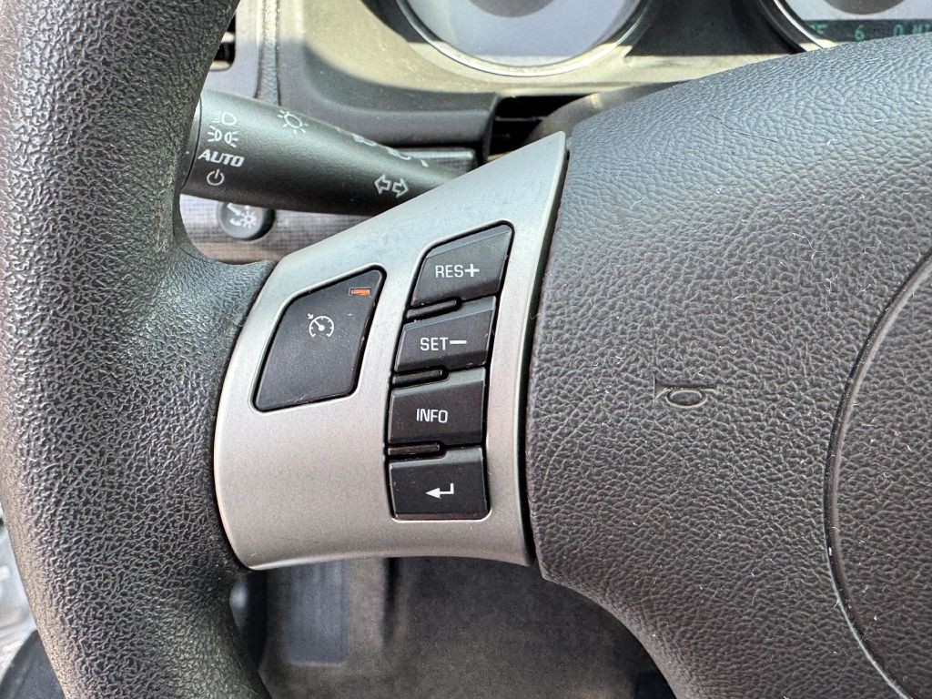 2007 Pontiac G5 Image 12