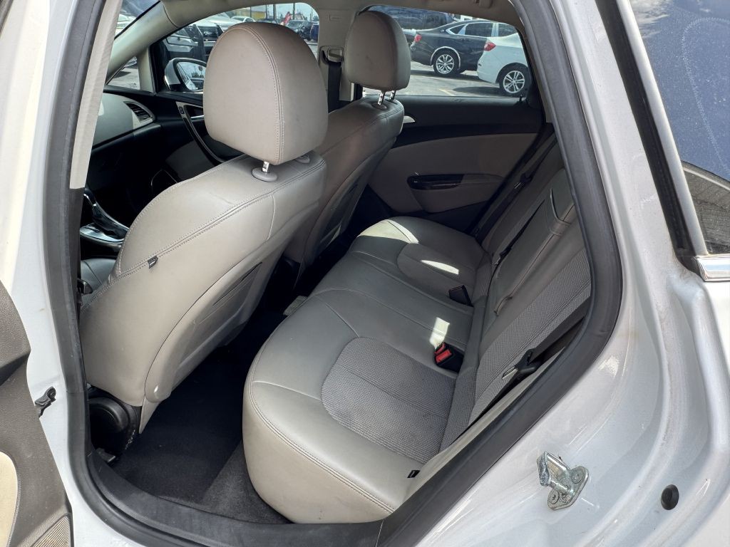 2013 Buick Verano Image 5