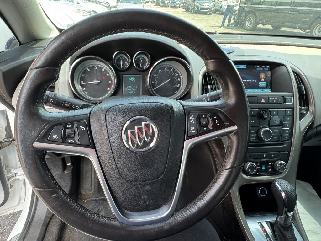 2013 Buick Verano Image 10
