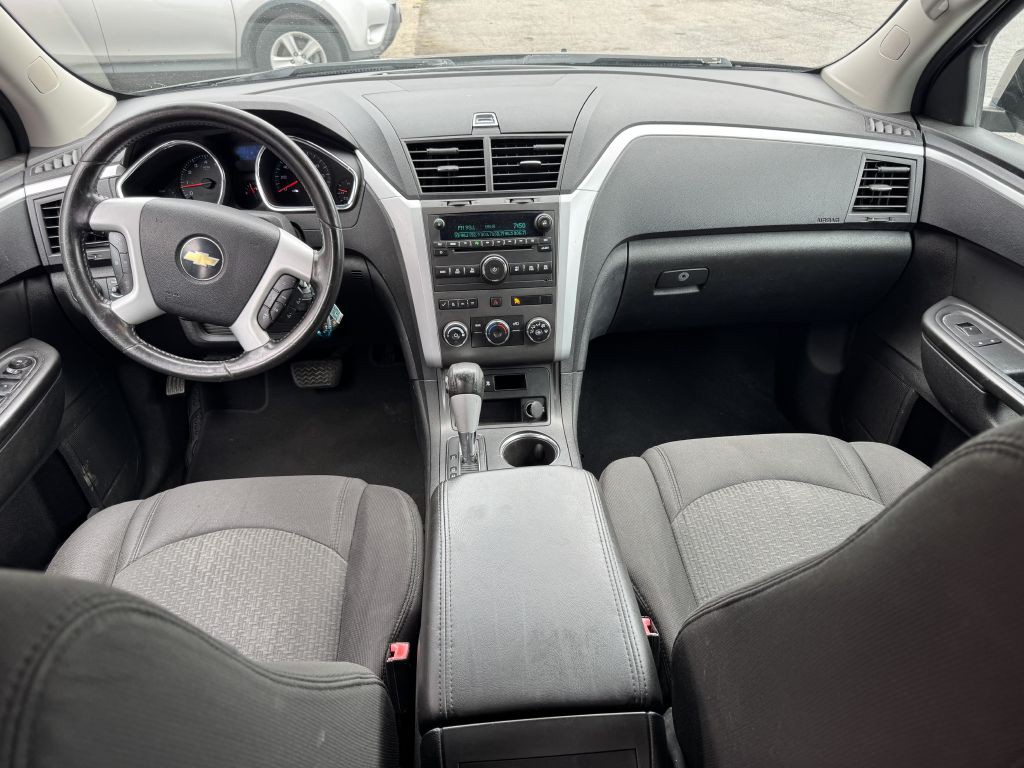 2011 Chevrolet Traverse Image 7