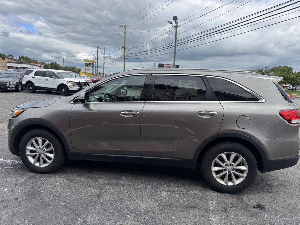 2016 Kia Sorento Image 3