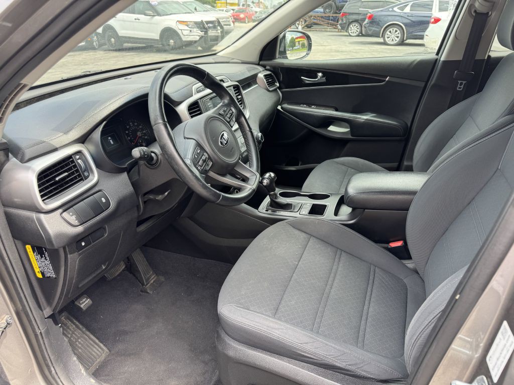 2016 Kia Sorento Image 10