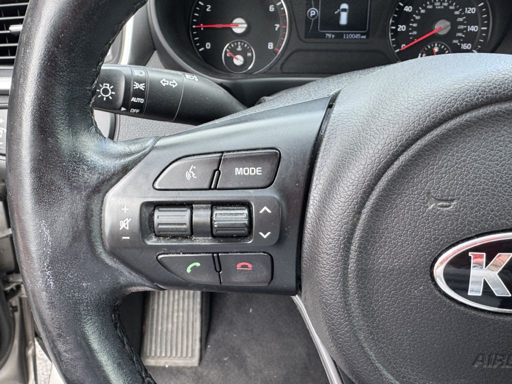 2016 Kia Sorento Image 14