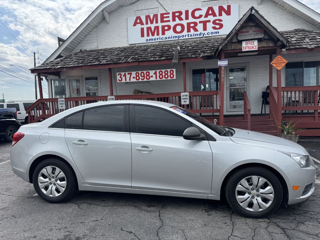 2012 Chevrolet Cruze Image 1