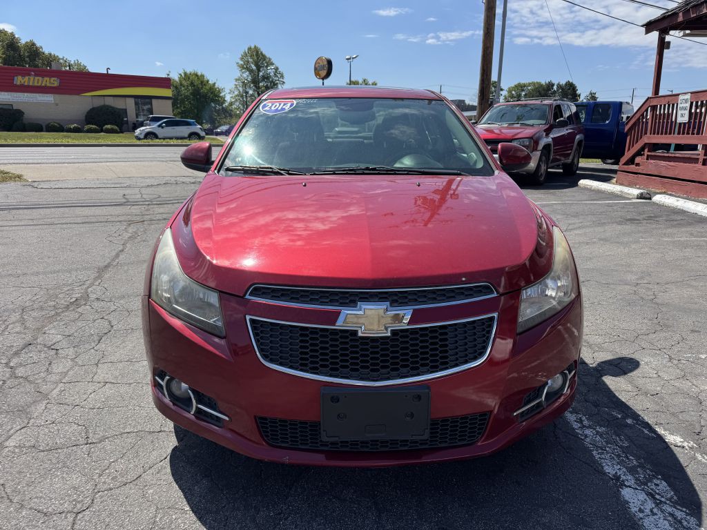 2014 Chevrolet Cruze Image 2