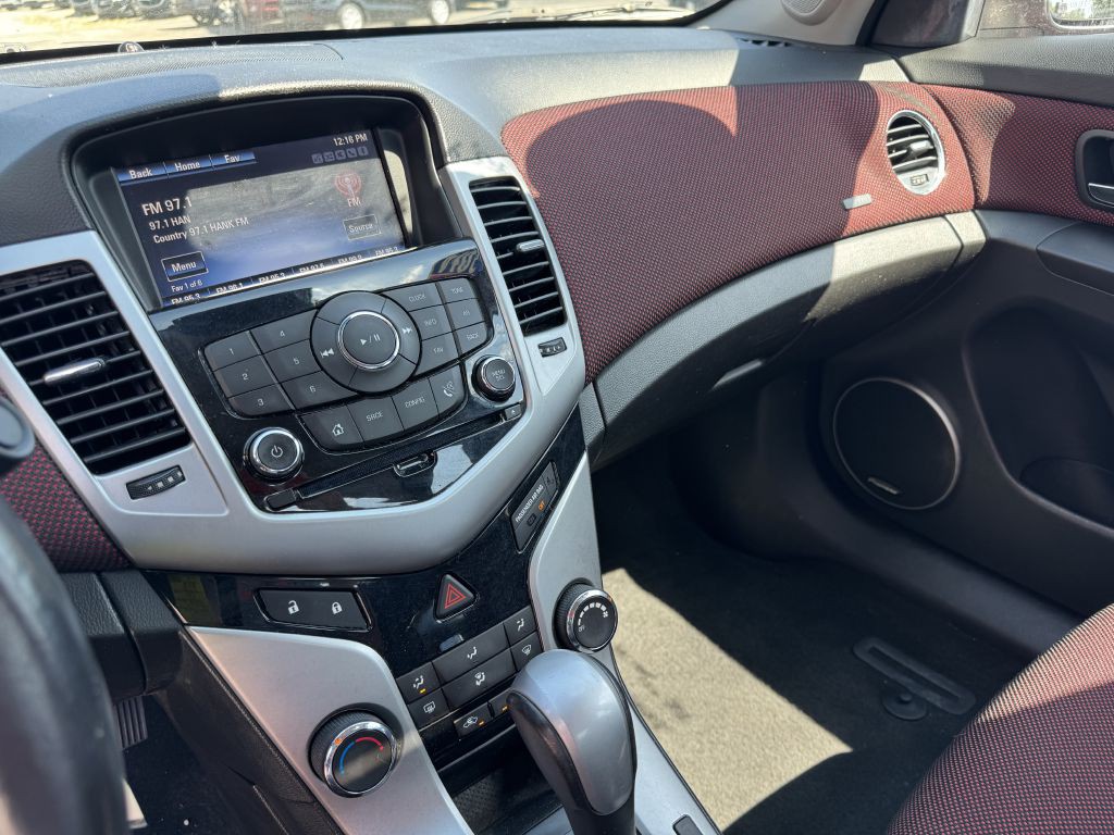 2014 Chevrolet Cruze Image 10