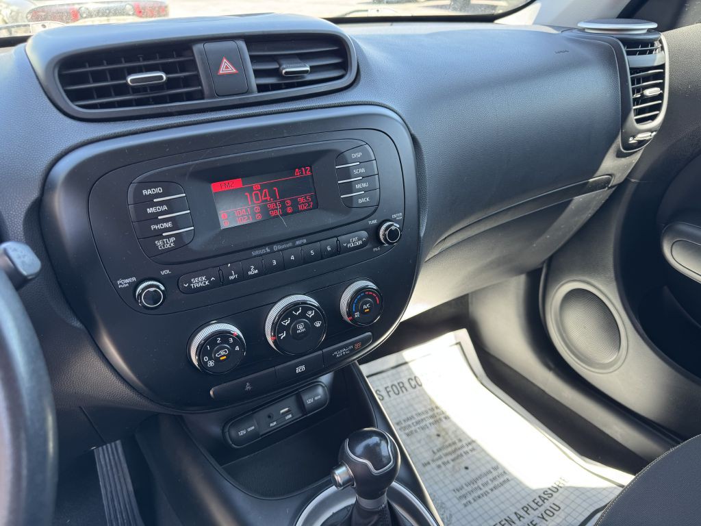 2015 Kia Soul Image 11