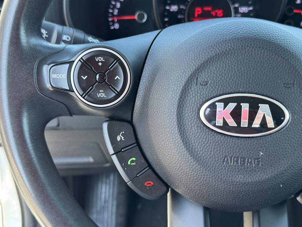 2015 Kia Soul Image 13