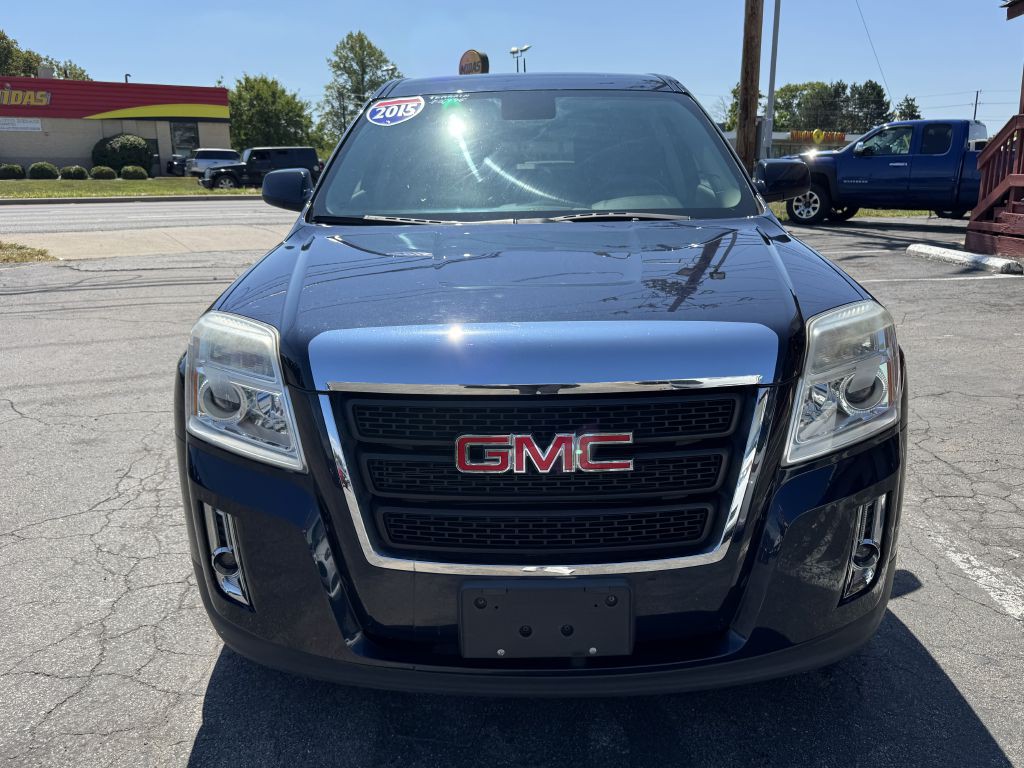 2015 GMC Terrain Image 2