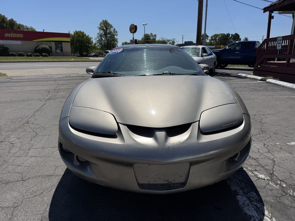 2000 Pontiac Firebird Image 2