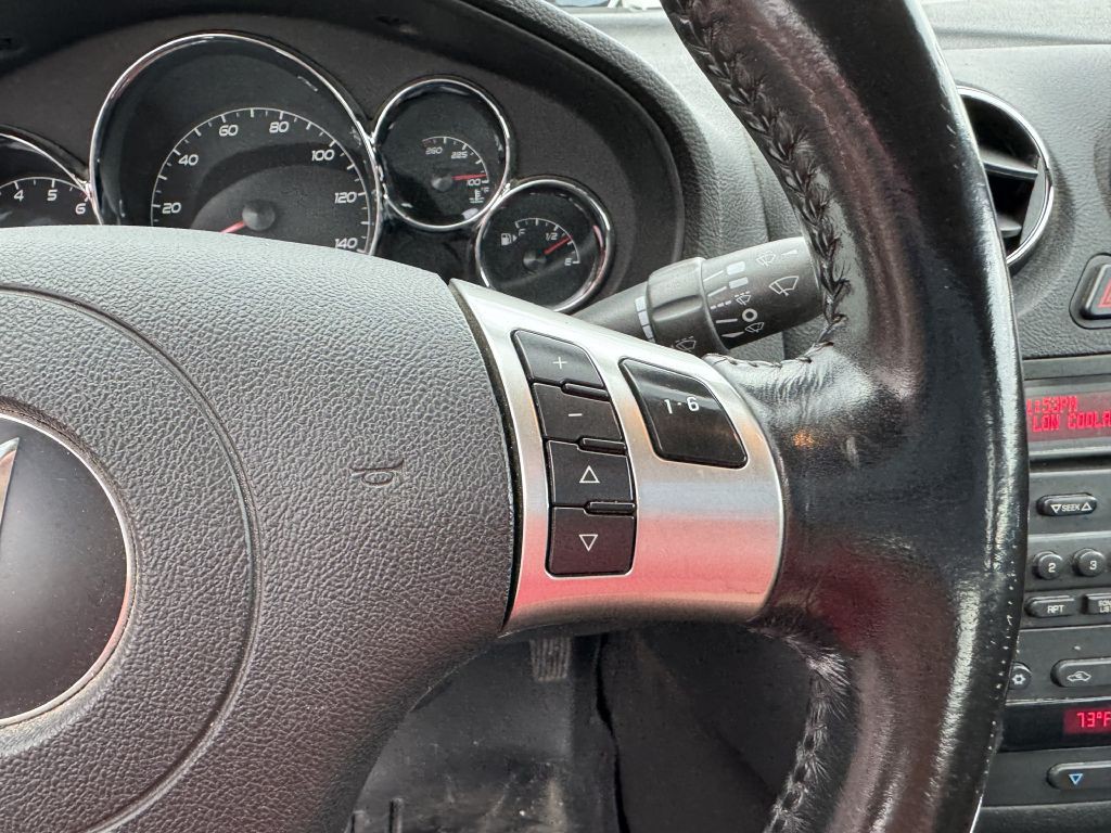 2006 Pontiac G6 Image 16