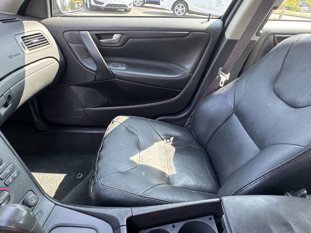 2002 Volvo S60 Image 12
