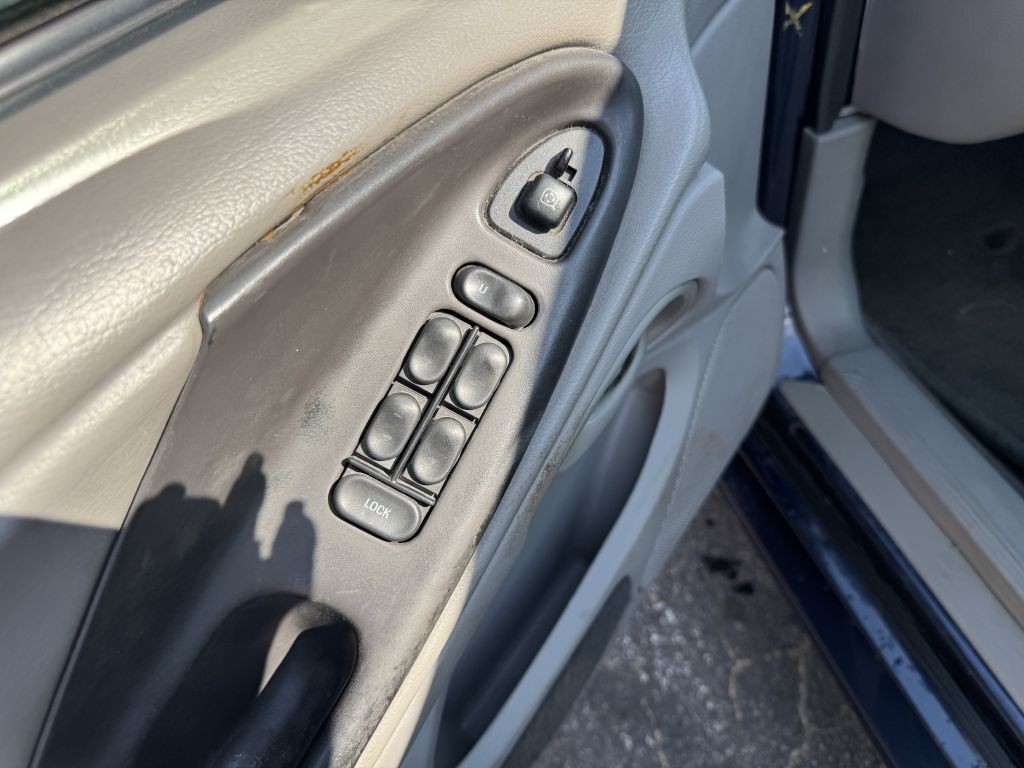 2001 Ford Mustang Image 6