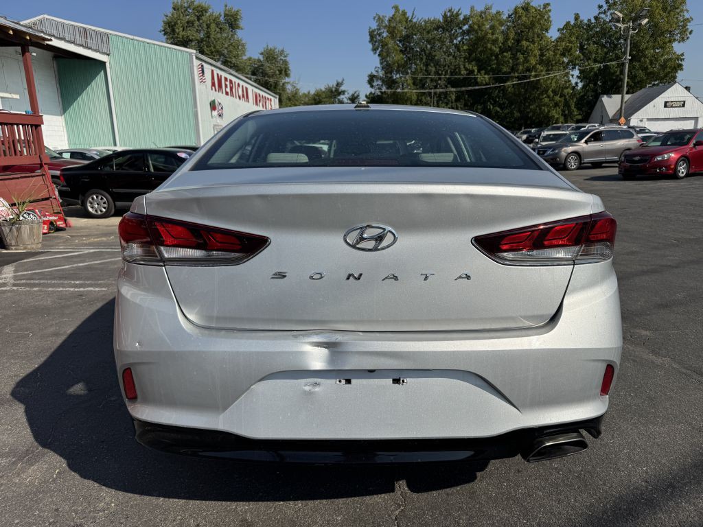2018 Hyundai Sonata Image 4