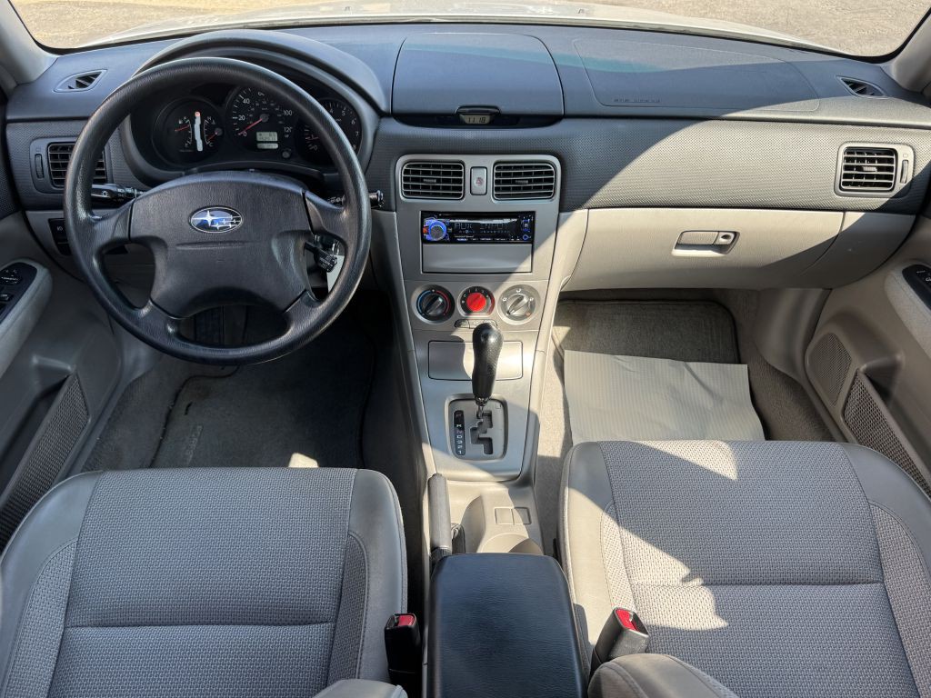 2004 Subaru Forester Image 7