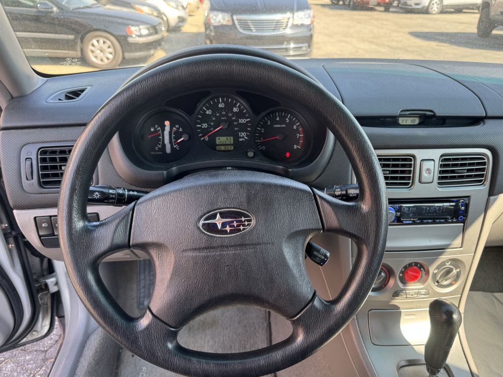 2004 Subaru Forester Image 10