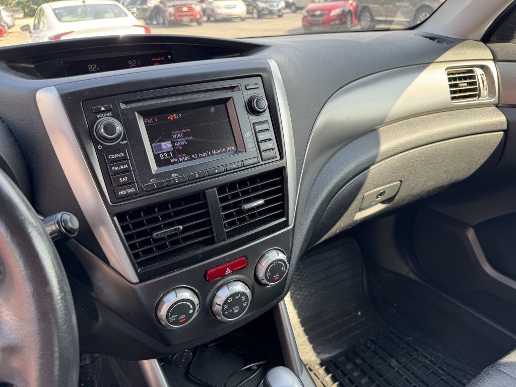 2012 Subaru Forester Image 11