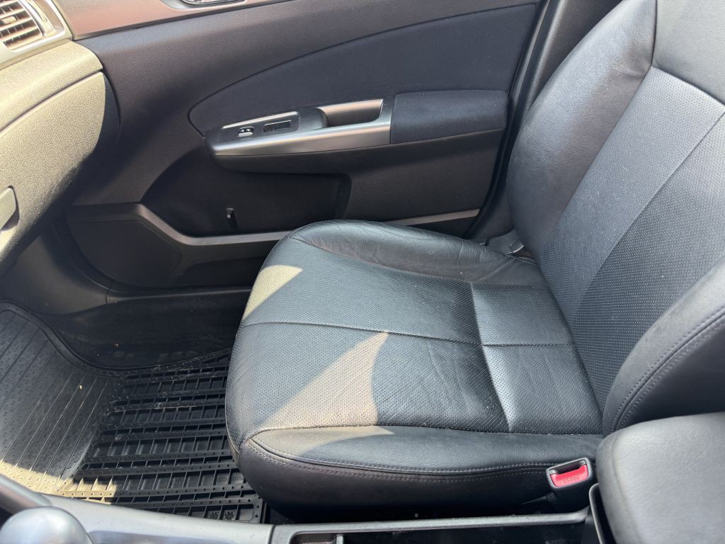 2012 Subaru Forester Image 12