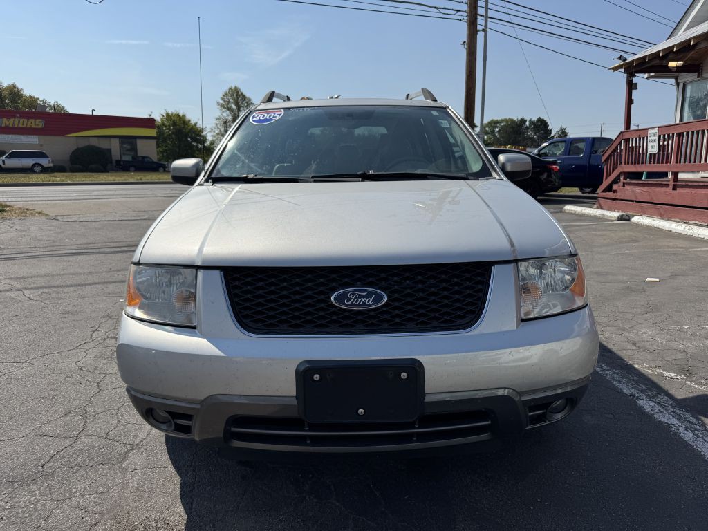 2005 Ford Freestyle Image 2