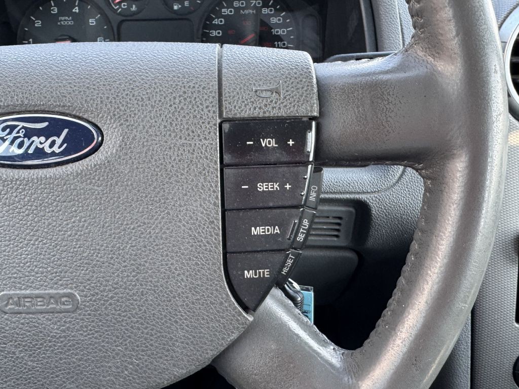 2005 Ford Freestyle Image 18