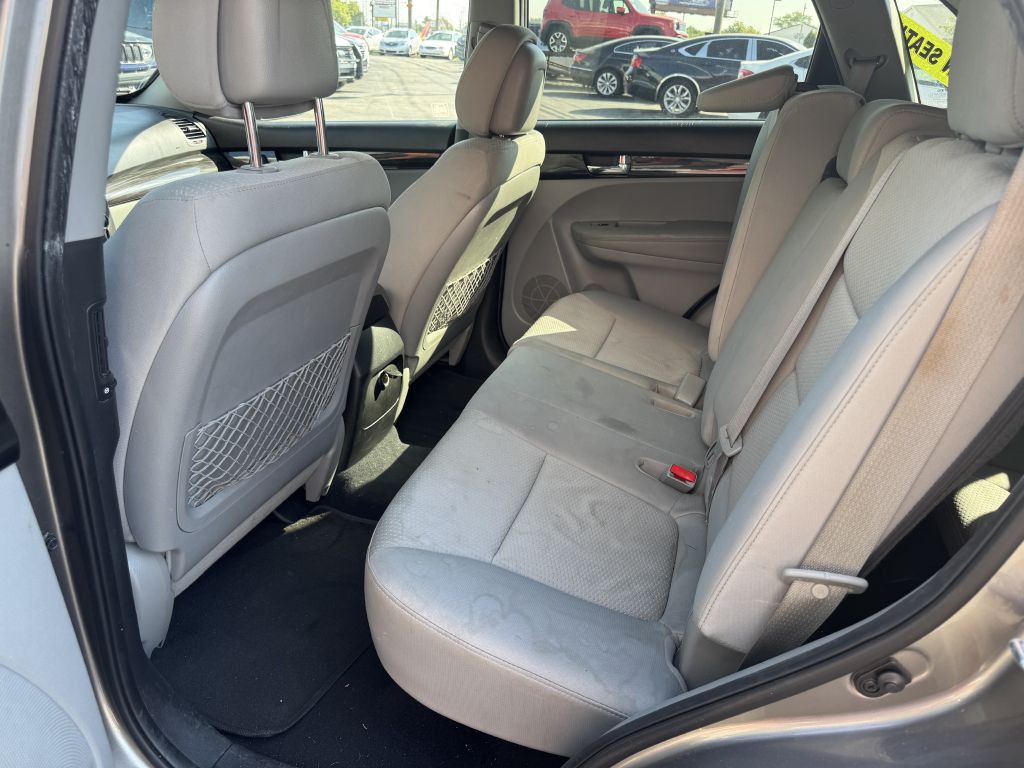 2012 Kia Sorento Image 7