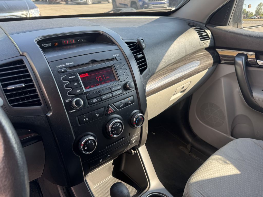 2012 Kia Sorento Image 12