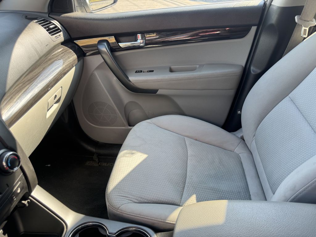 2012 Kia Sorento Image 13
