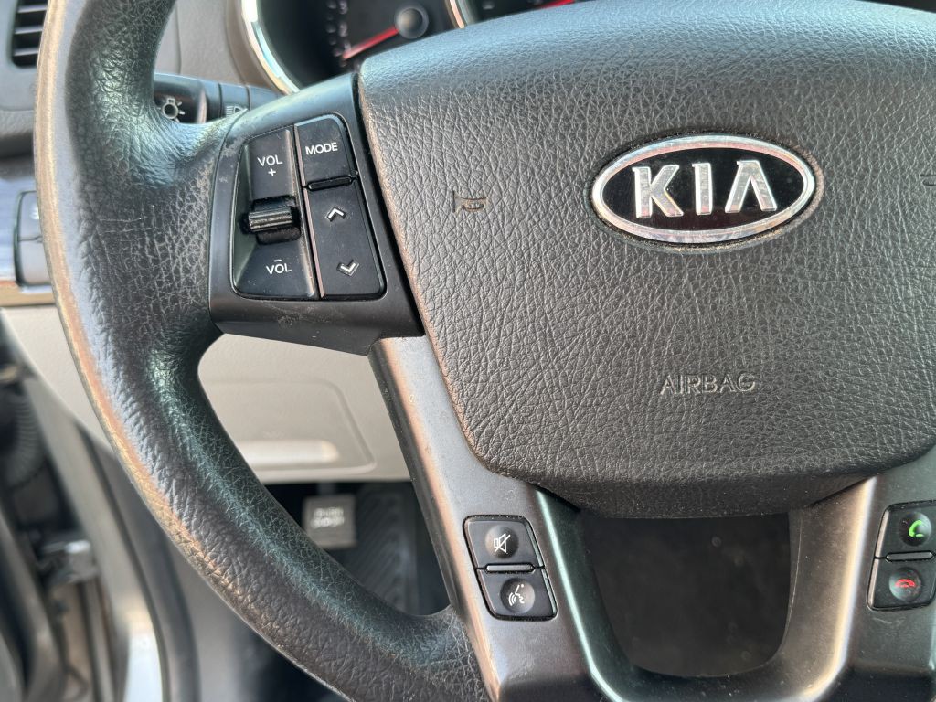 2012 Kia Sorento Image 16