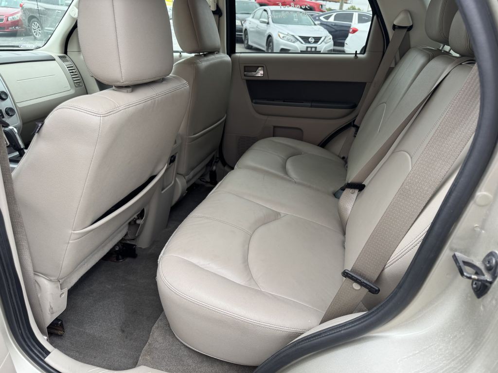 2010 Mercury Mariner Image 5