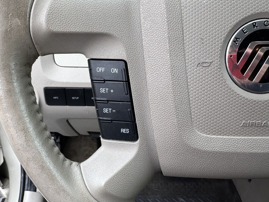 2010 Mercury Mariner Image 13