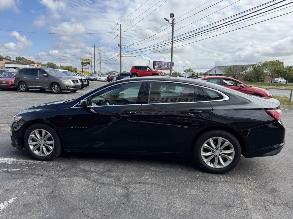 2021 Chevrolet Malibu Image 3