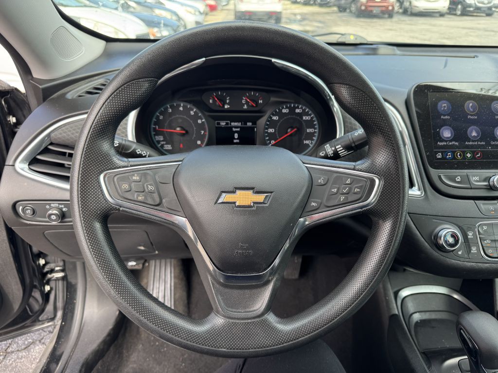 2021 Chevrolet Malibu Image 8