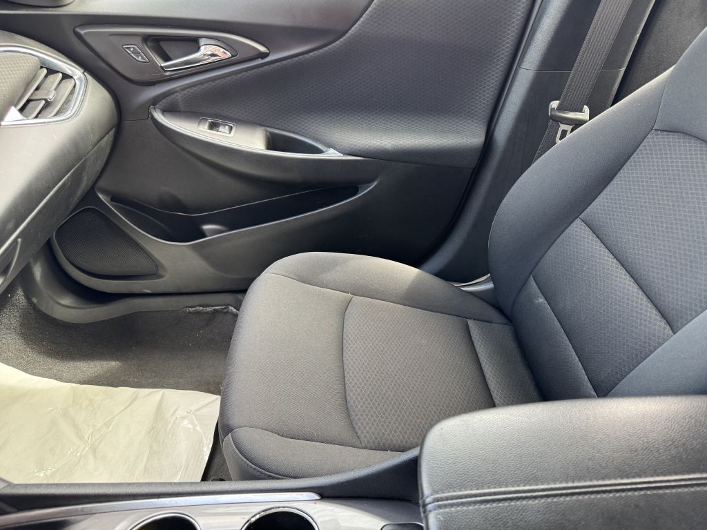 2021 Chevrolet Malibu Image 10