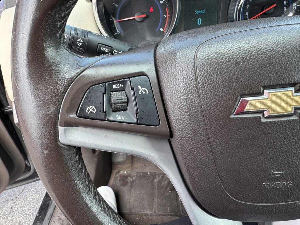 2012 Chevrolet Cruze Image 14