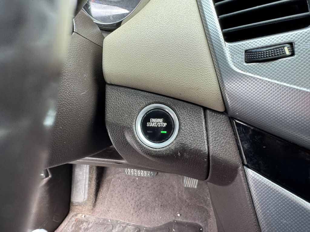 2012 Chevrolet Cruze Image 16
