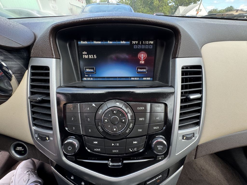 2012 Chevrolet Cruze Image 22