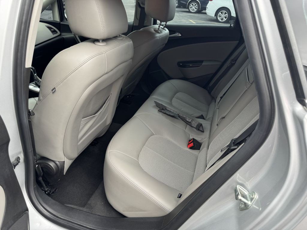 2014 Buick Verano Image 5