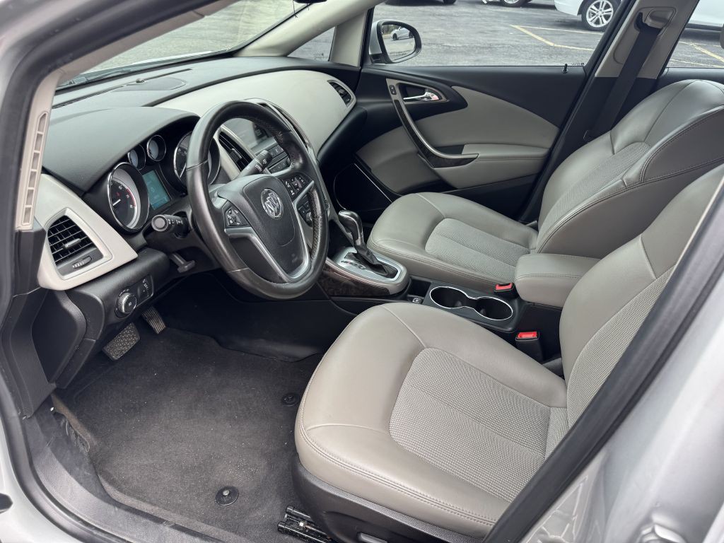 2014 Buick Verano Image 9