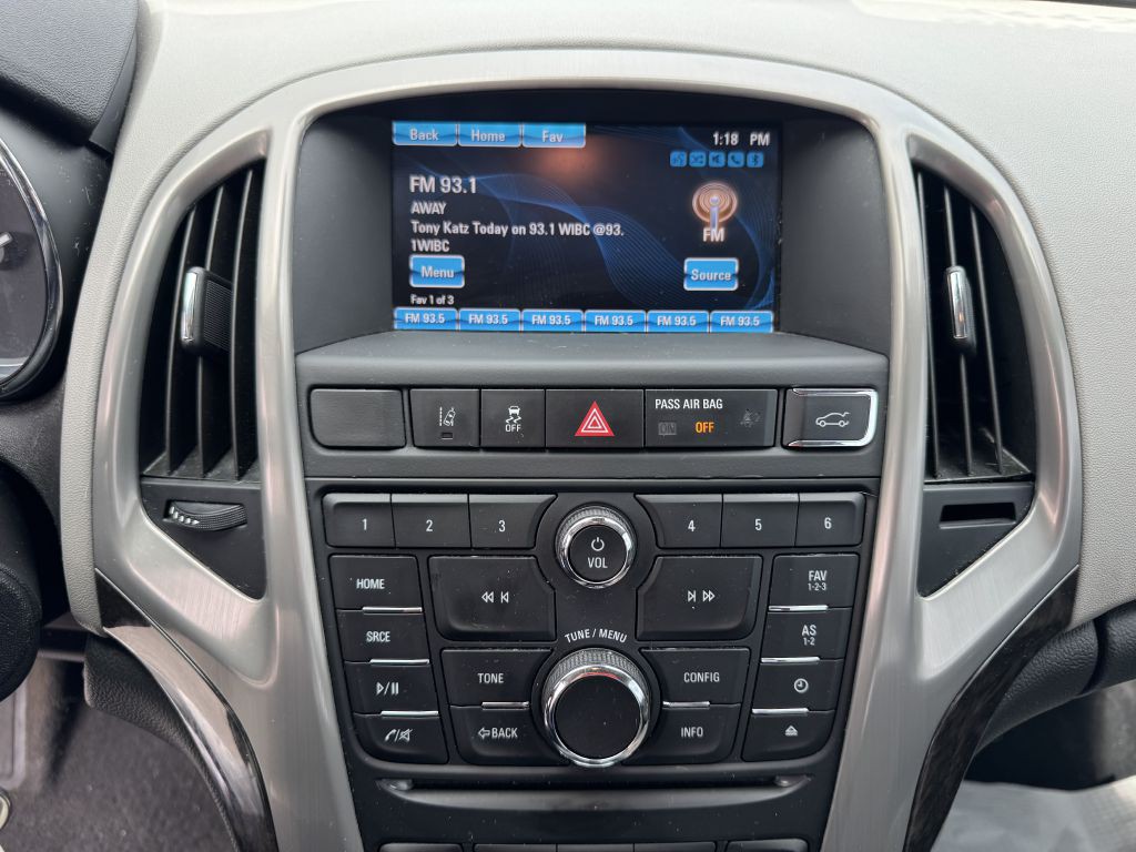 2014 Buick Verano Image 17
