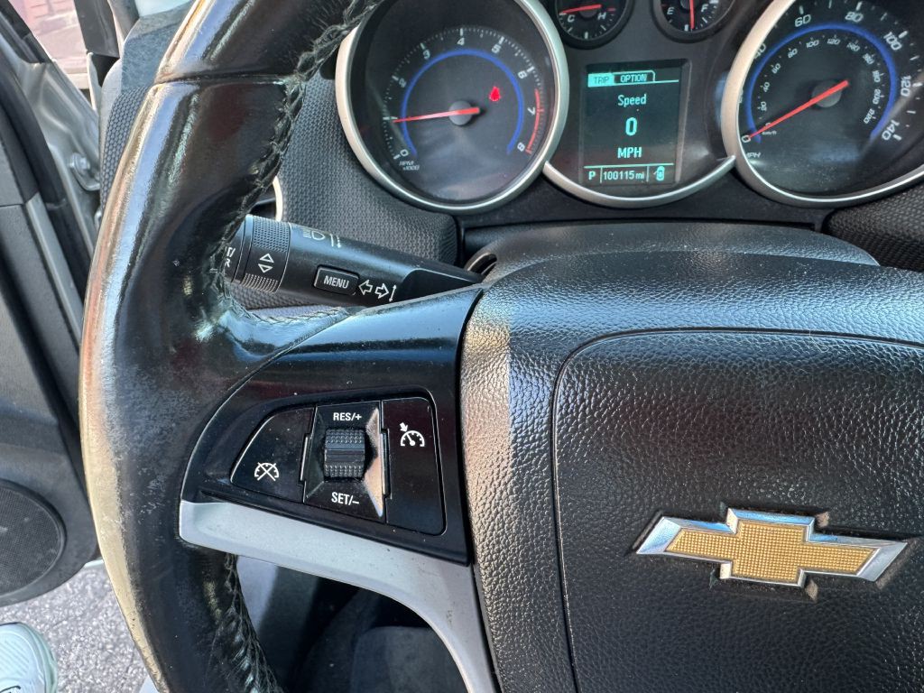 2016 Chevrolet Cruze Image 13