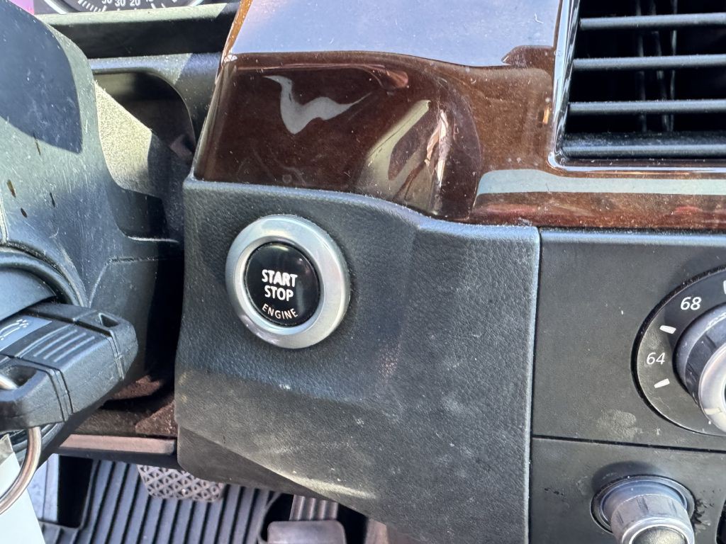 2010 BMW 5 Series Image 18